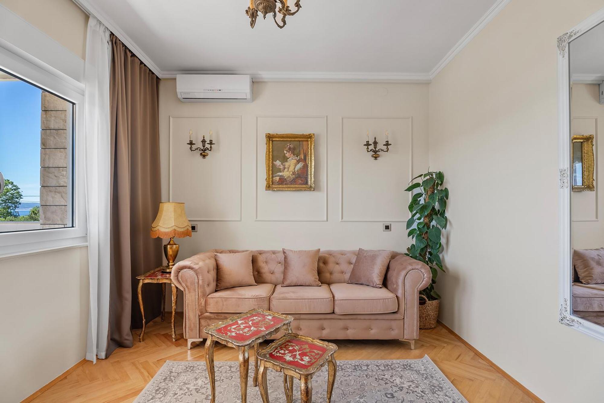 Storge Boutique Bed & Breakfast Omiš Buitenkant foto