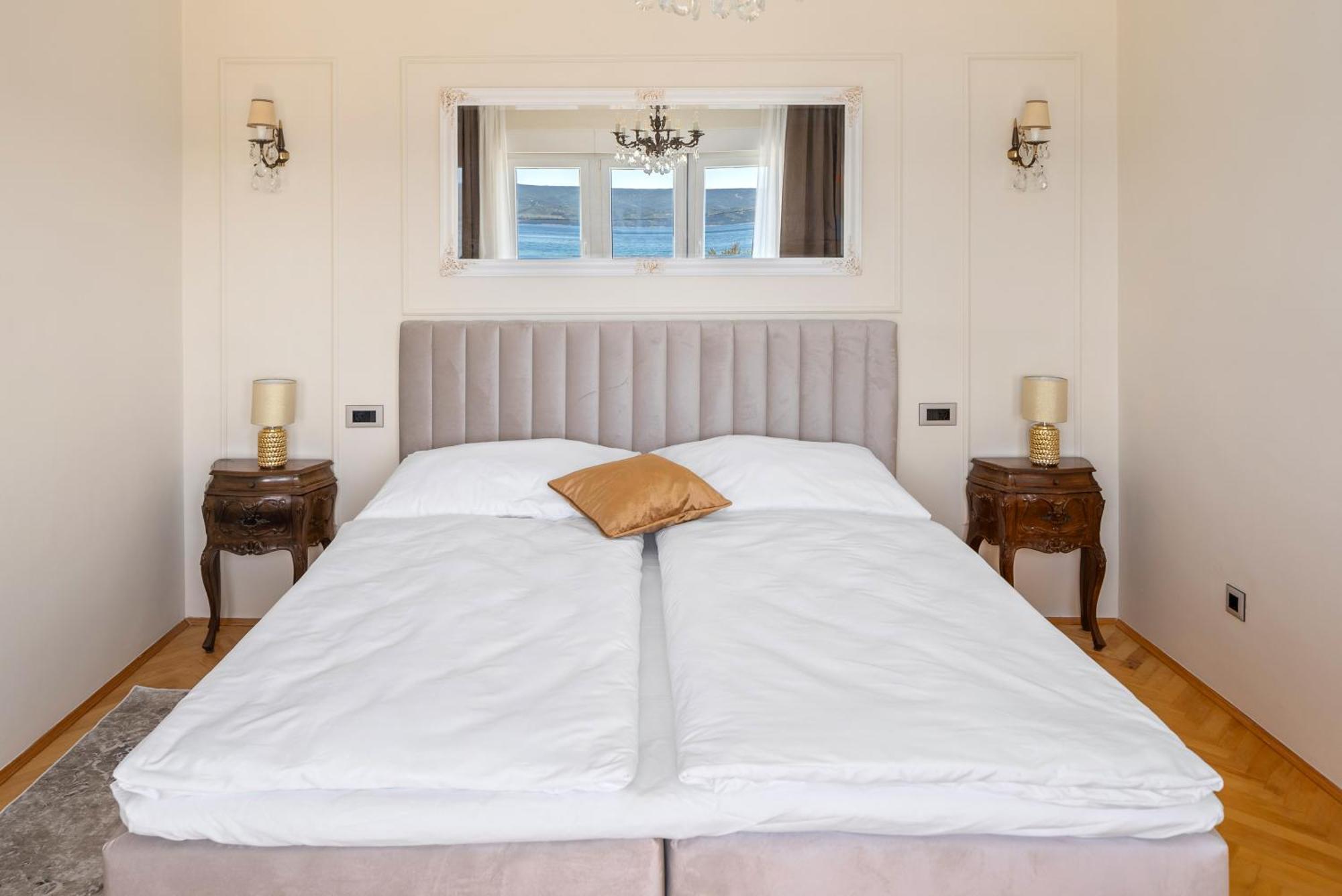 Storge Boutique Bed & Breakfast Omiš Buitenkant foto