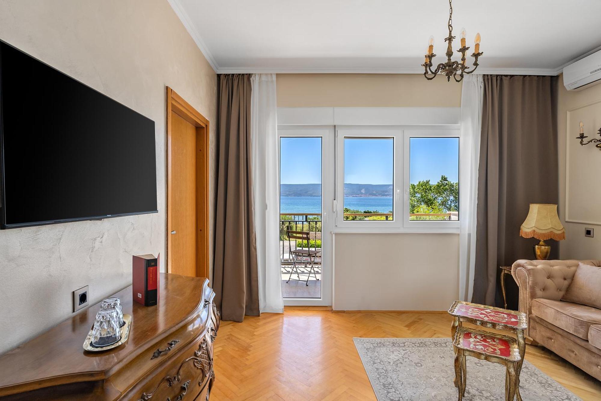 Storge Boutique Bed & Breakfast Omiš Buitenkant foto