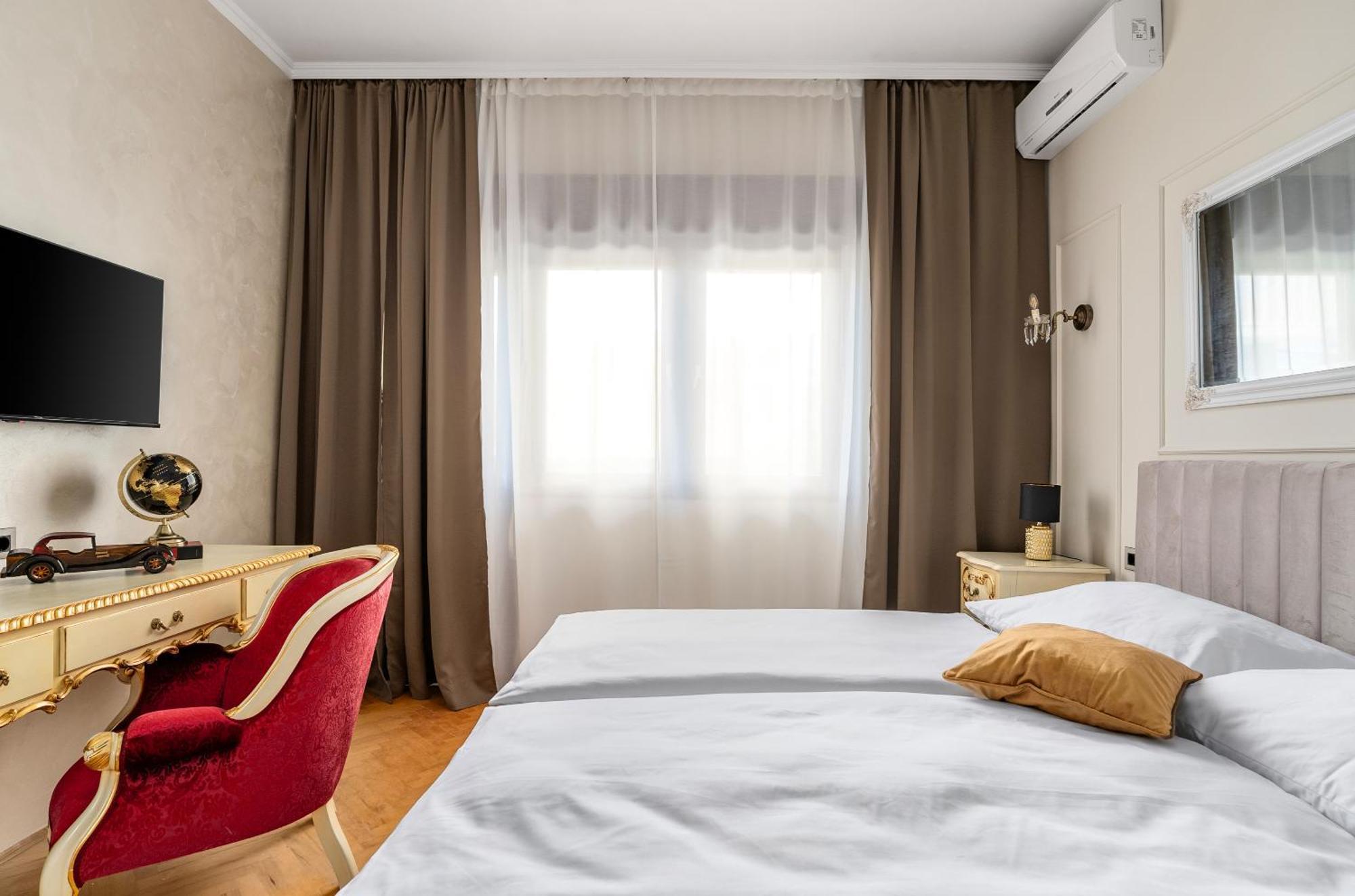 Storge Boutique Bed & Breakfast Omiš Buitenkant foto