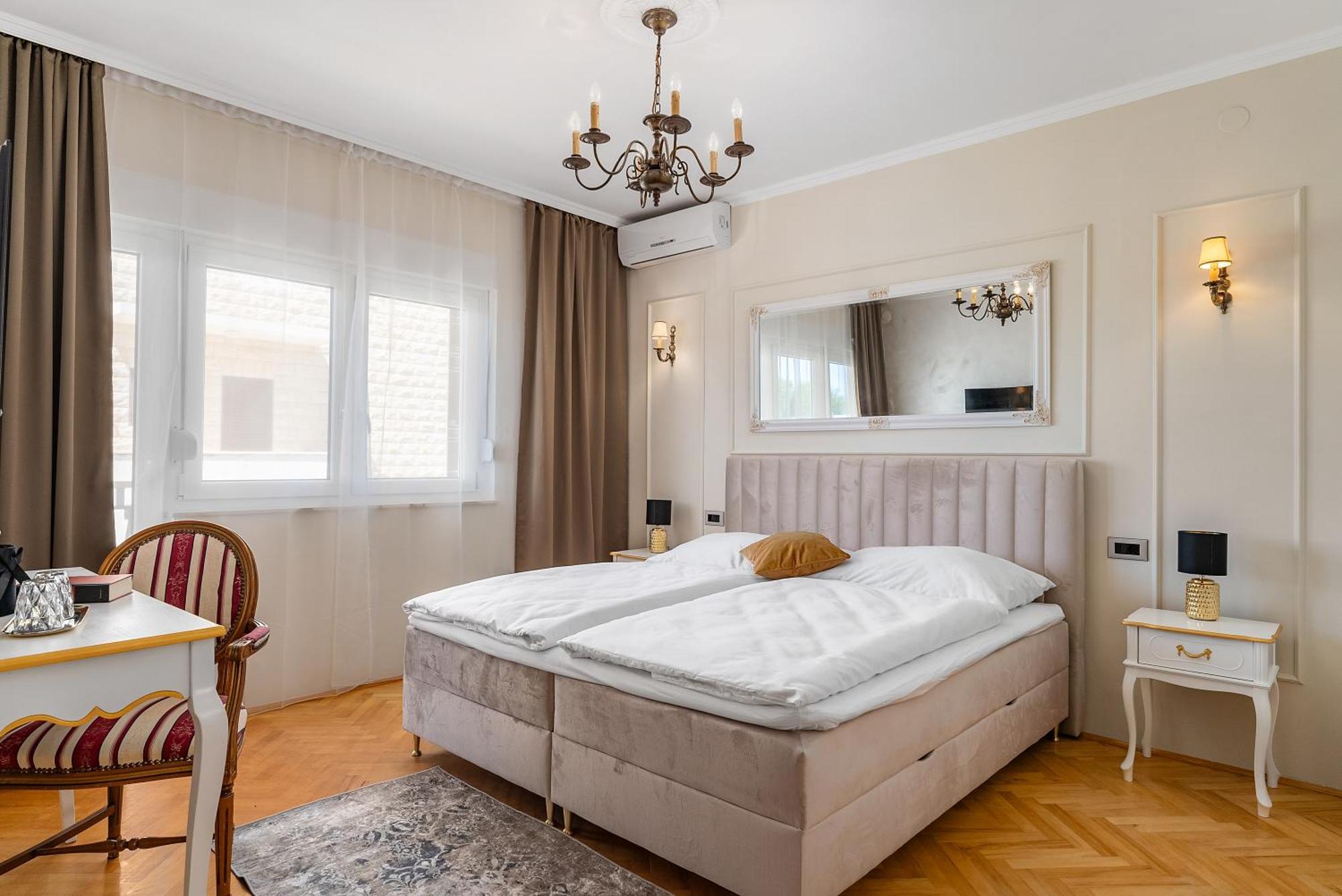 Storge Boutique Bed & Breakfast Omiš Buitenkant foto
