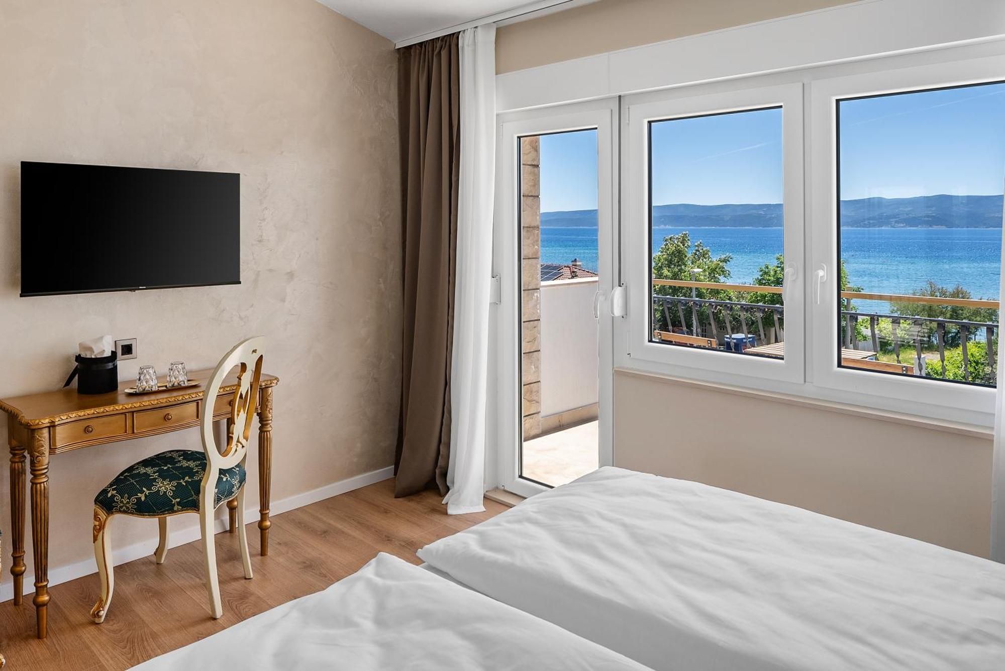 Storge Boutique Bed & Breakfast Omiš Buitenkant foto