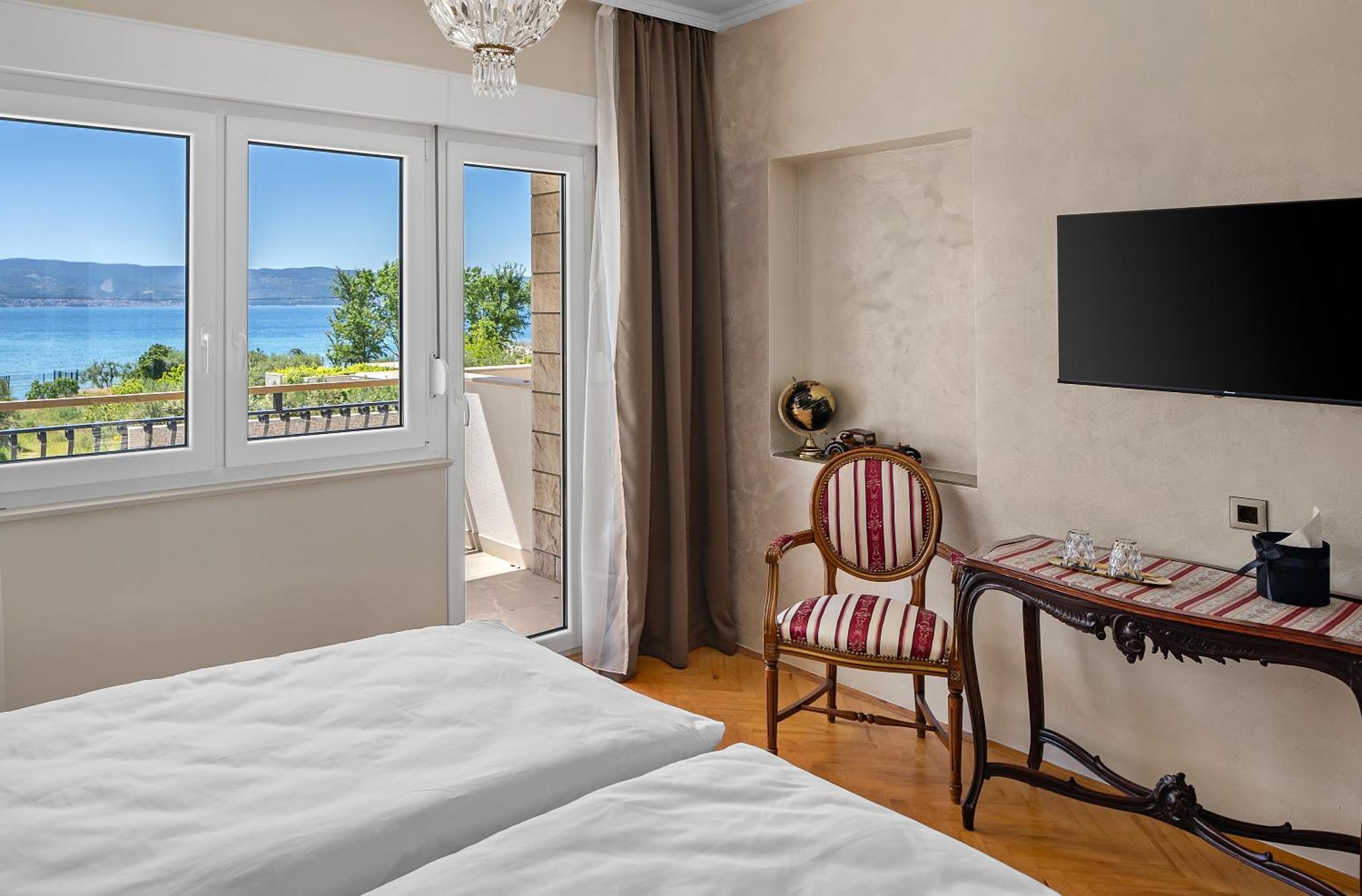 Storge Boutique Bed & Breakfast Omiš Buitenkant foto
